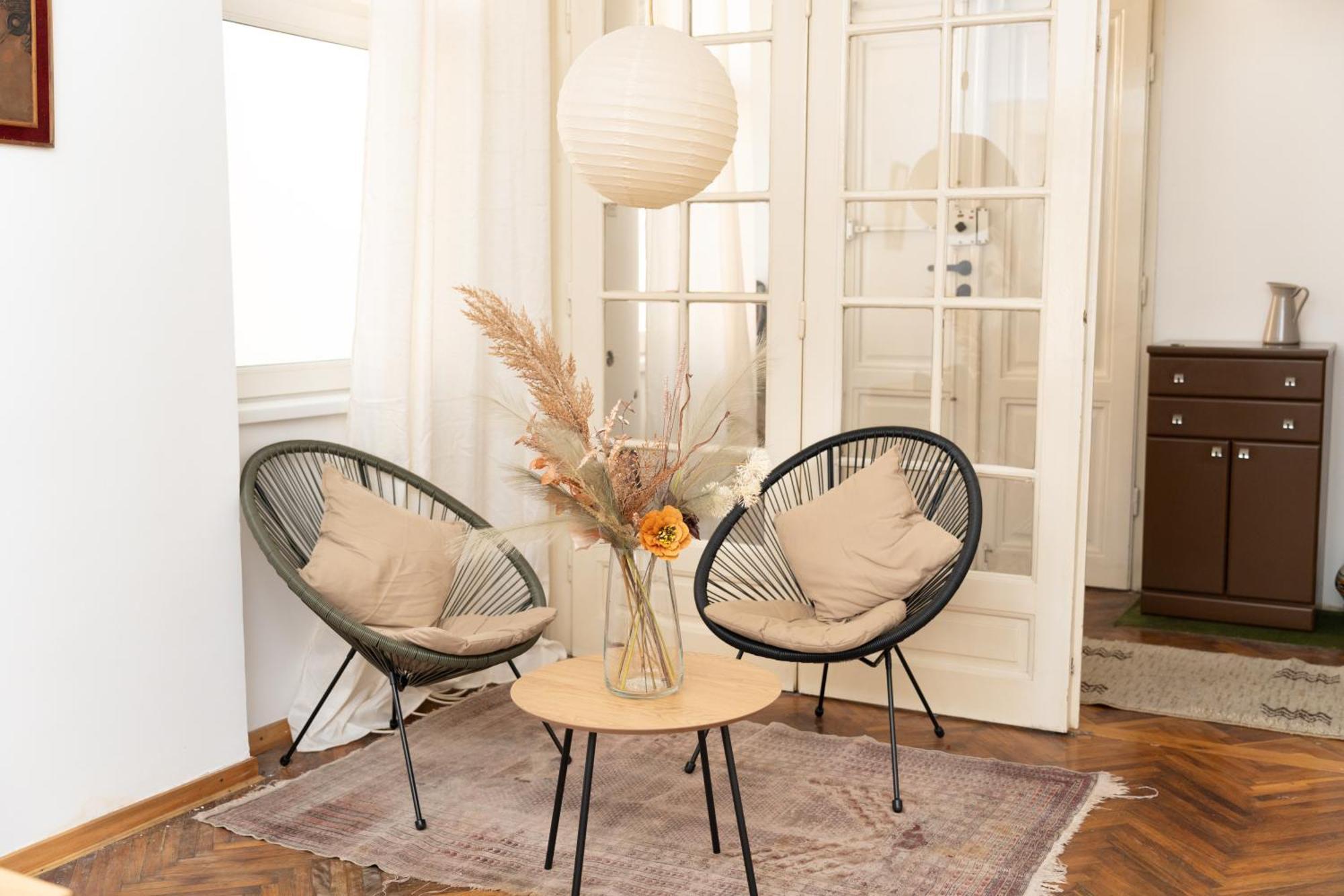 85M Large, Bright And Cozy Bona Apartment Lägenhet Belgrad